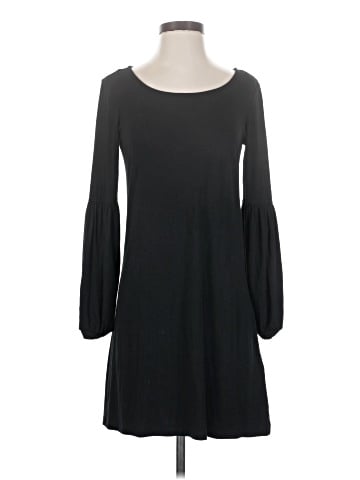Mercer & Madison Casual Dress (view 1)