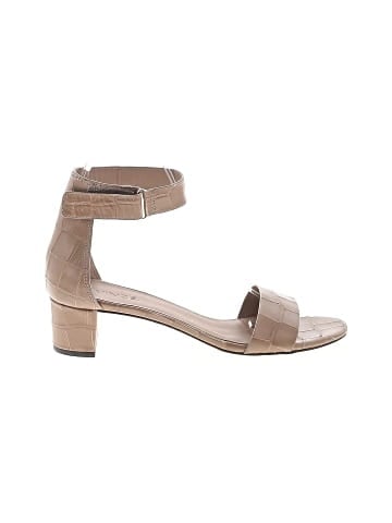 Vince. Sandals (view 1)