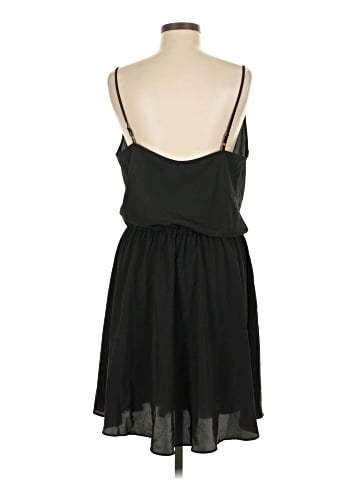 A New York Casual Dress (view 2)