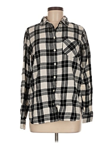 Old Navy Long Sleeve Button-Down Shirt (view 1)
