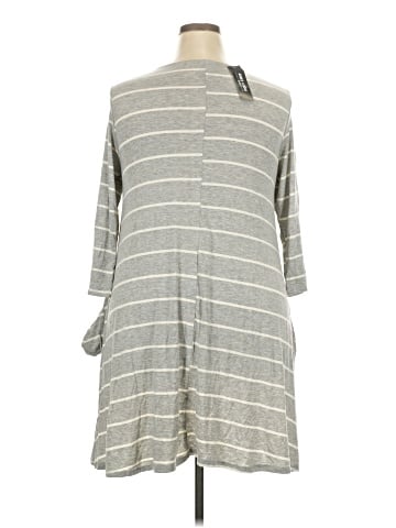 Agnes & Dora Casual Dress (view 2)