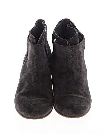 Vince. Ankle Boots (view 2)