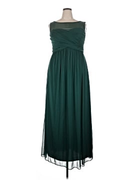 David's Bridal Plus-Size Dresses On Sale Up To 90% Off Retail