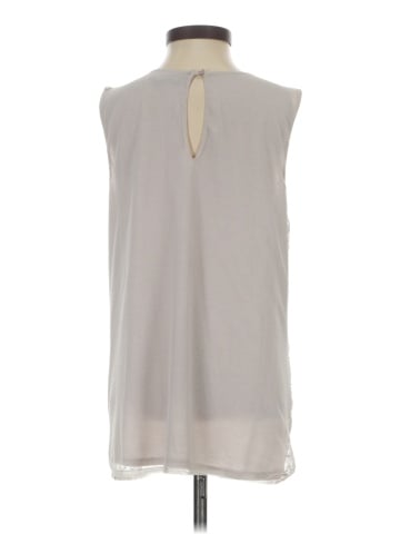 Jennifer Lopez Sleeveless Blouse (view 2)