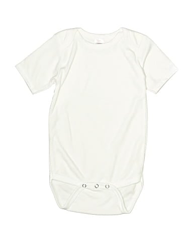 Laughing Giraffe Short Sleeve Onesie (view 1)