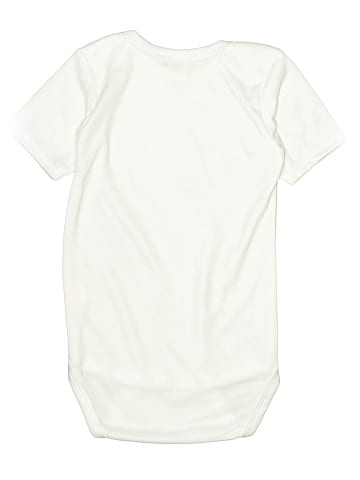 Laughing Giraffe Short Sleeve Onesie (view 2)