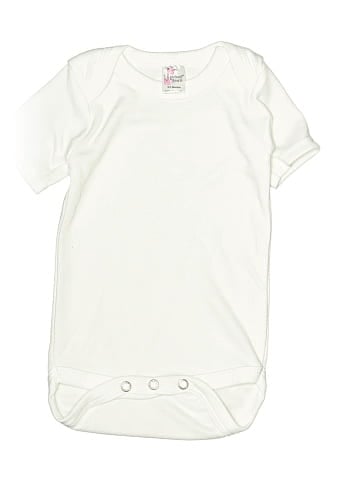 Laughing Giraffe Short Sleeve Onesie (view 1)