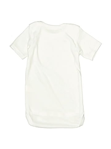 Laughing Giraffe Short Sleeve Onesie (view 2)