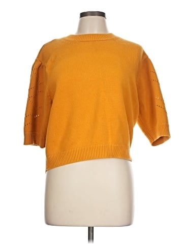 WVN. Pullover Sweater (view 1)
