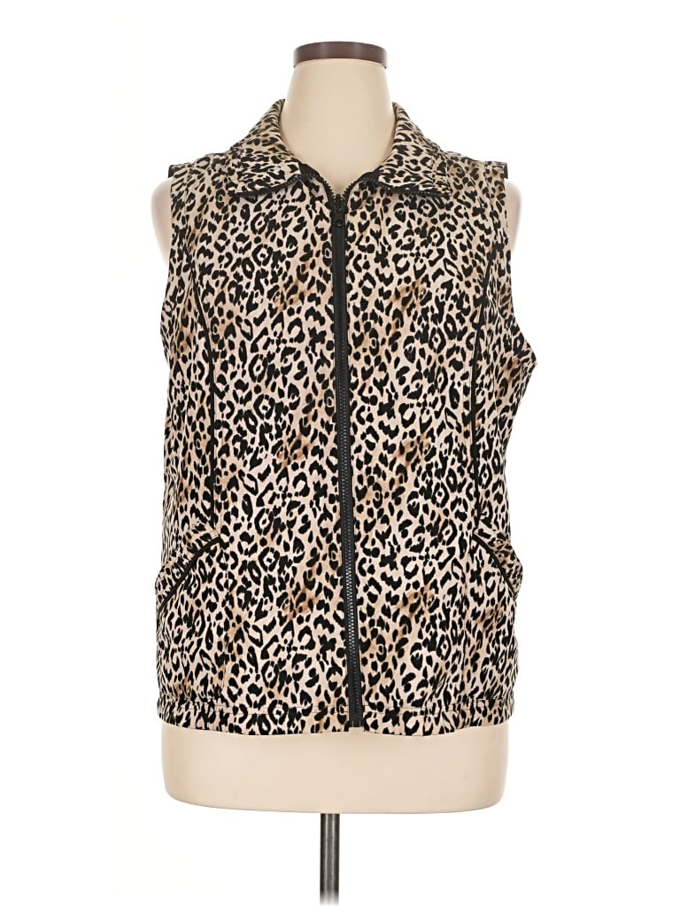 Pre-owned Zenergy By Chico's Faux Fur Vest In Gold