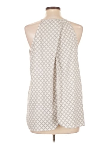 Romeo & Juliet Couture Sleeveless Blouse (view 2)