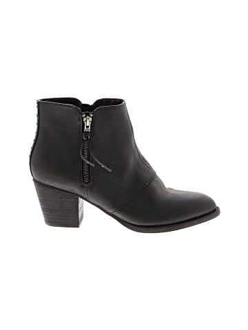American Eagle Outfitters Ankle Boots (view 1)
