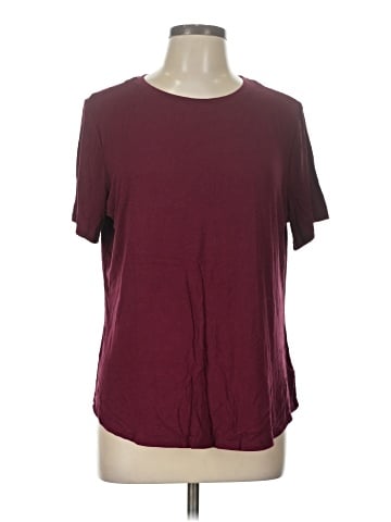 Old Navy Short Sleeve T-Shirt (view 1)