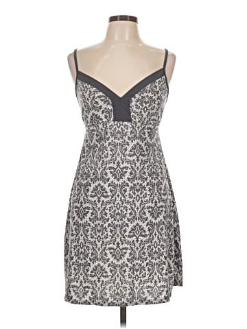 Marilyn Monroe Sleeveless Top (view 1)