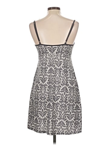 Marilyn Monroe Sleeveless Top (view 2)