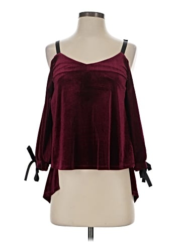 Romeo & Juliet Couture Sleeveless Blouse (view 1)