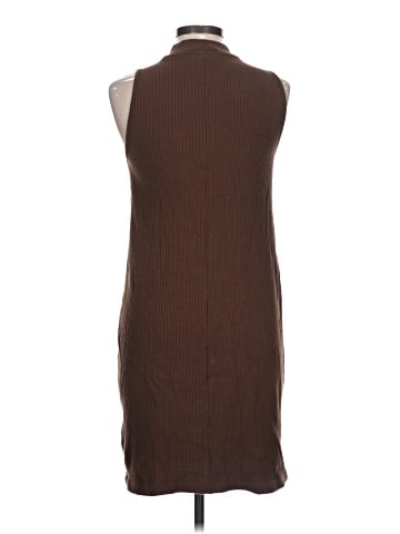Old Navy Casual Dress (view 2)