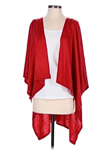 Simply Noelle Poncho (view 1)