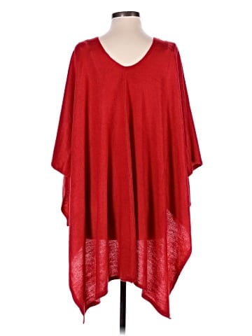 Simply Noelle Poncho (view 2)