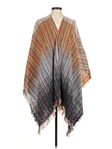 Cejon Poncho (view 1)