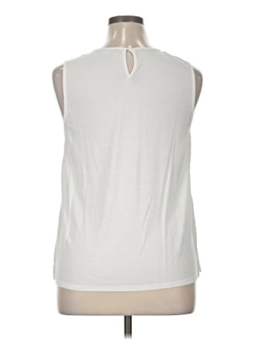 Elle Sleeveless T-Shirt (view 2)