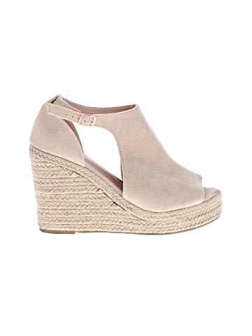 Unbranded Wedges (view 1)