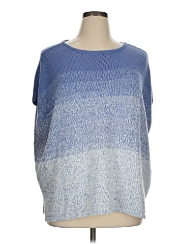 Vince. Poncho (view 1)