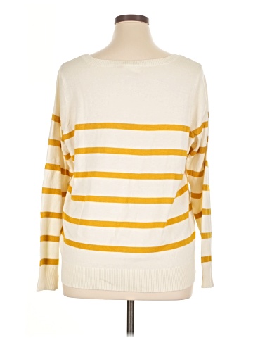 Candace Cameron Bure Long Sleeve T-Shirt (view 2)