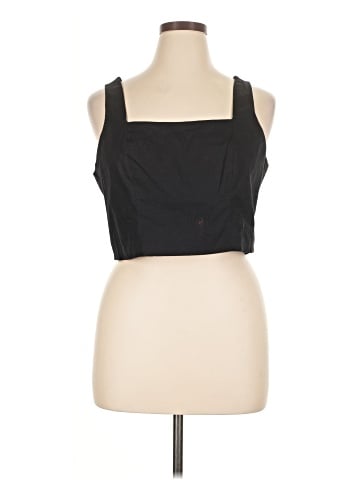 Scoop Sleeveless Top (view 1)