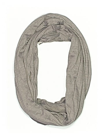 Sholdit Scarf (view 1)