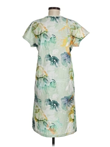 Helly Hansen Casual Dress (view 2)