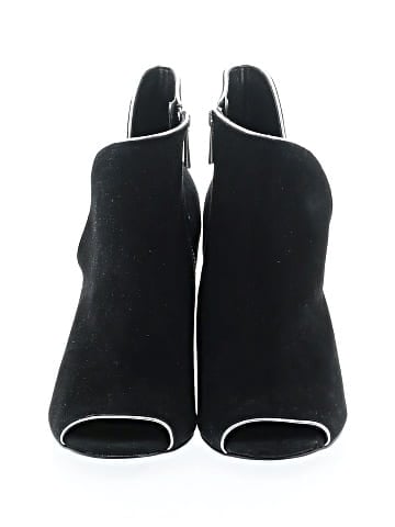 MICHAEL Michael Kors Ankle Boots (view 2)