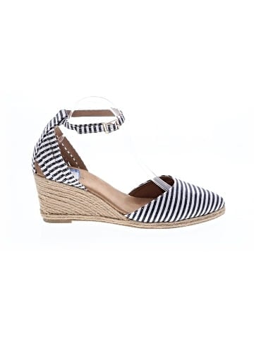 White Mountain Wedges (view 1)
