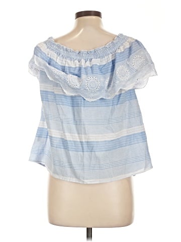 Hem & Thread Sleeveless Blouse (view 2)