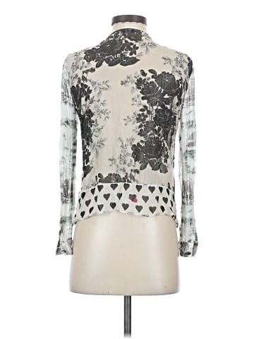 Leifnotes 3/4 Sleeve Blouse (view 2)