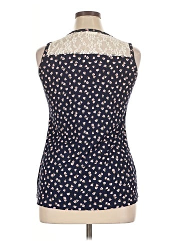 Pulse Sleeveless Blouse (view 2)