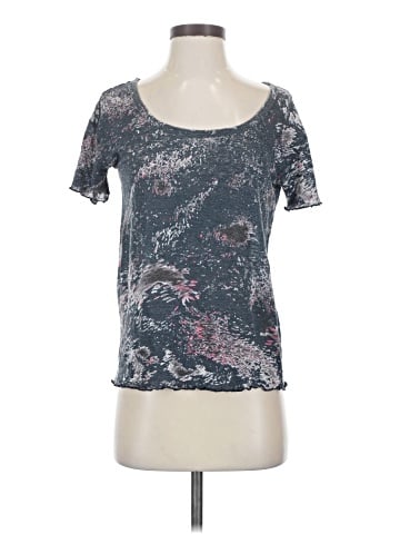 Hi-Line Short Sleeve Top (view 1)