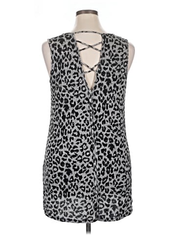Daytrip Sleeveless Blouse (view 2)
