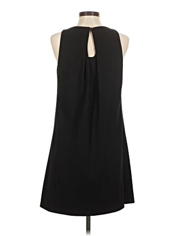 Alice & Trixie Casual Dress (view 2)