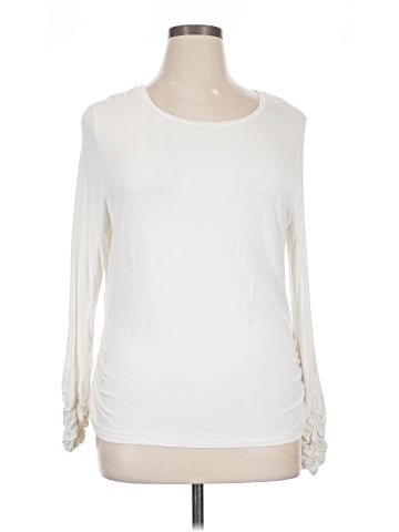 Colleen Lopez Long Sleeve T-Shirt (view 1)