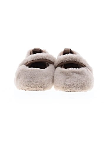 Zara Flats (view 2)