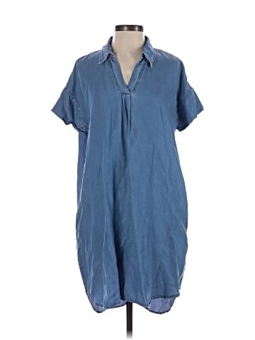 Saks Fifth Avenue Casual Dress (view 1)