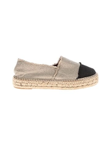 Patricia Green Flats (view 1)