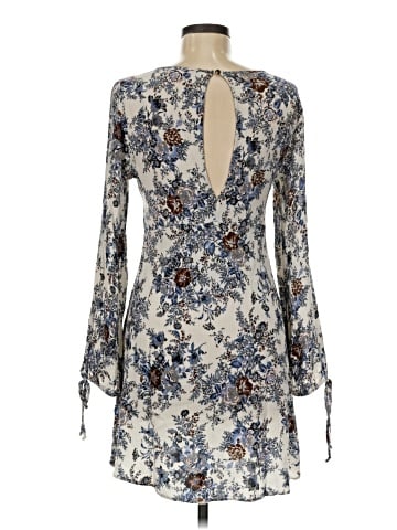 American Eagle Outfitters Casual Dress (view 2)
