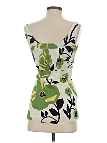 Harold's Sleeveless Blouse (view 2)