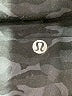 Lululemon Athletica Camo Black Active Pants Size 2 - photo 7
