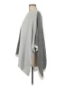 TWO by Vince Camuto Chevron-herringbone Gray Poncho One size - photo 5