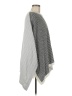 TWO by Vince Camuto Chevron-herringbone Gray Poncho One size - photo 4