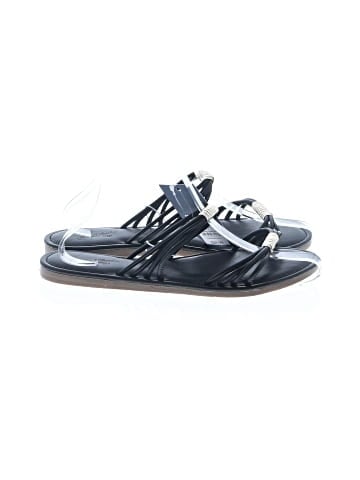 Universal Thread Sandals (view 1)