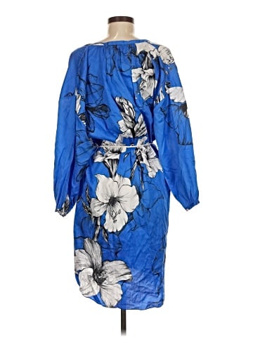 Robert Graham Casual Dress (view 2)